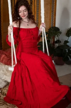The TwoSisters Bohemian|Bohemian Jurken-Dream Dress Rood Broderie