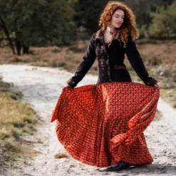 The TwoSisters Plus Size-Elven Jas Bruin