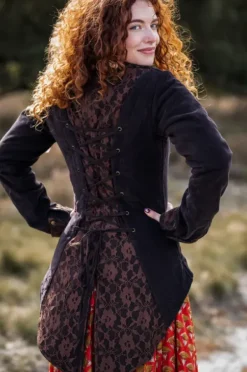 The TwoSisters Plus Size-Elven Jas Bruin