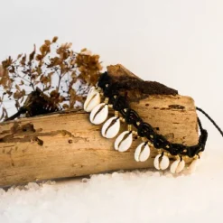 The TwoSisters Enkelbandjes-Enkelbandje Macramé Kauri Zwart