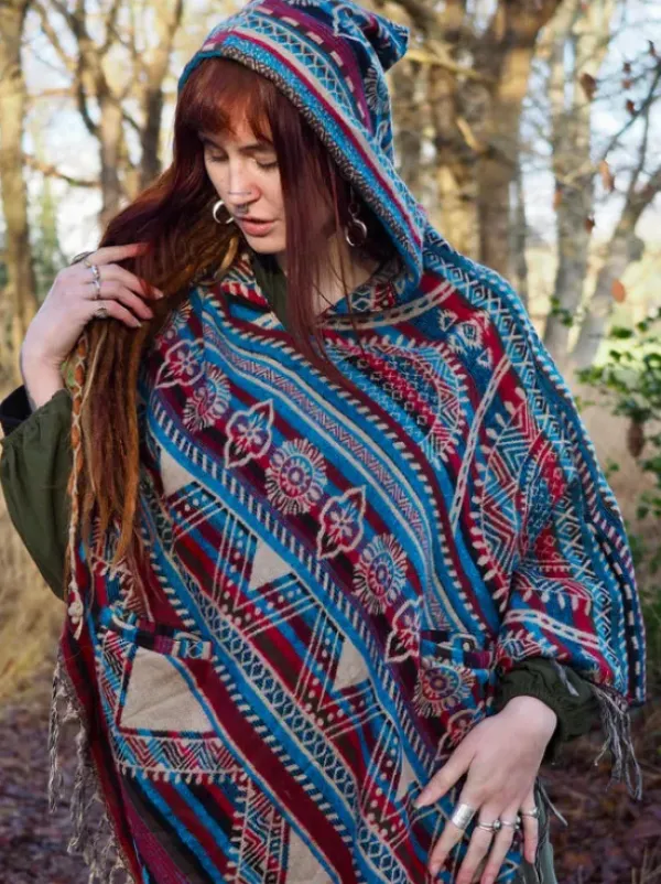 The TwoSisters Plus Size-Fleece Poncho