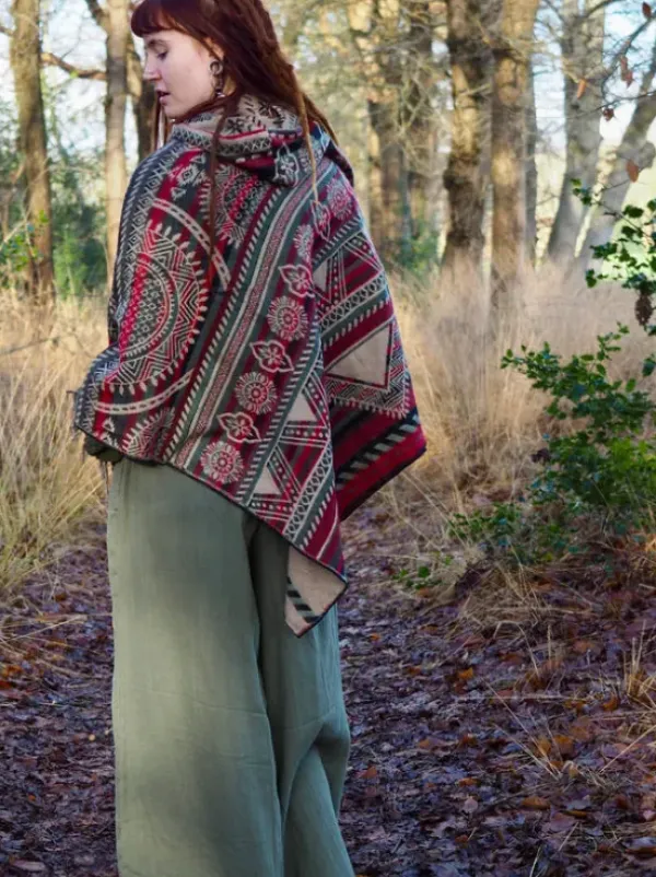 The TwoSisters Plus Size-Fleece Poncho