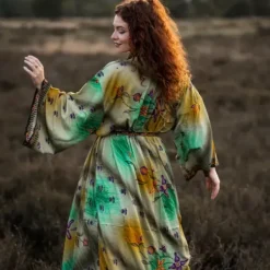 The TwoSisters Plus Size|Kimono Lang-Hope Kimono 1