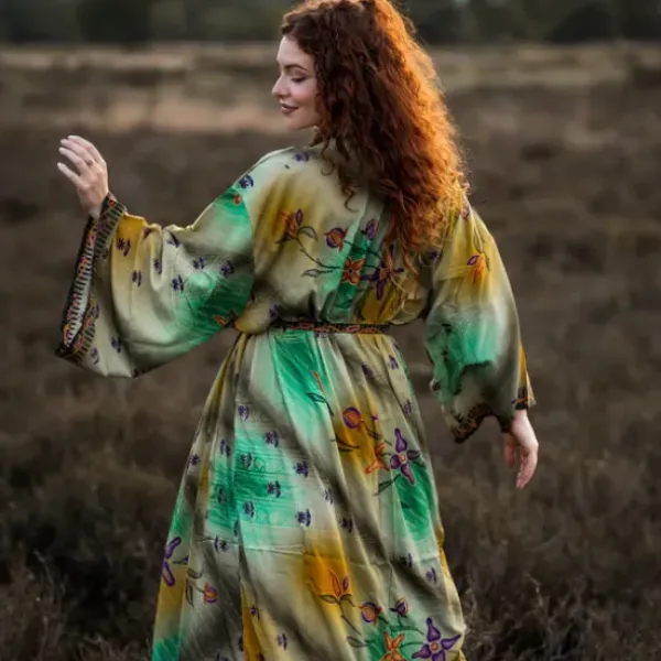 The TwoSisters Plus Size|Kimono Lang-Hope Kimono 1
