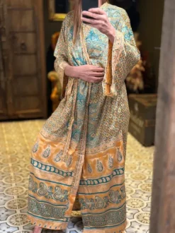 The TwoSisters Plus Size|Kimono Lang-Hope Kimono 293