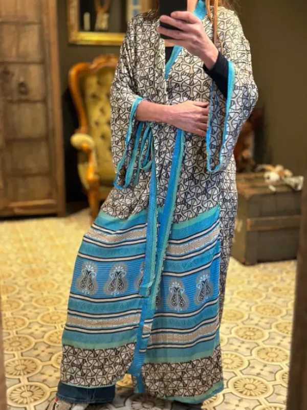 The TwoSisters Plus Size|Kimono Lang-Hope Kimono 448