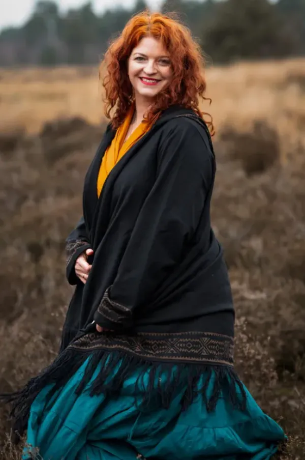 The TwoSisters Tops|Plus Size-Kimono, vest, Poncho