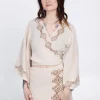 The TwoSisters Tops|Nomad Chic Collectie-Mystic Mesa wikkeltop Off White
