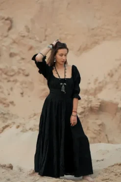 The TwoSisters Plus Size|Zwangerschapsjurk-Vaiana jurk Broderie Zwart